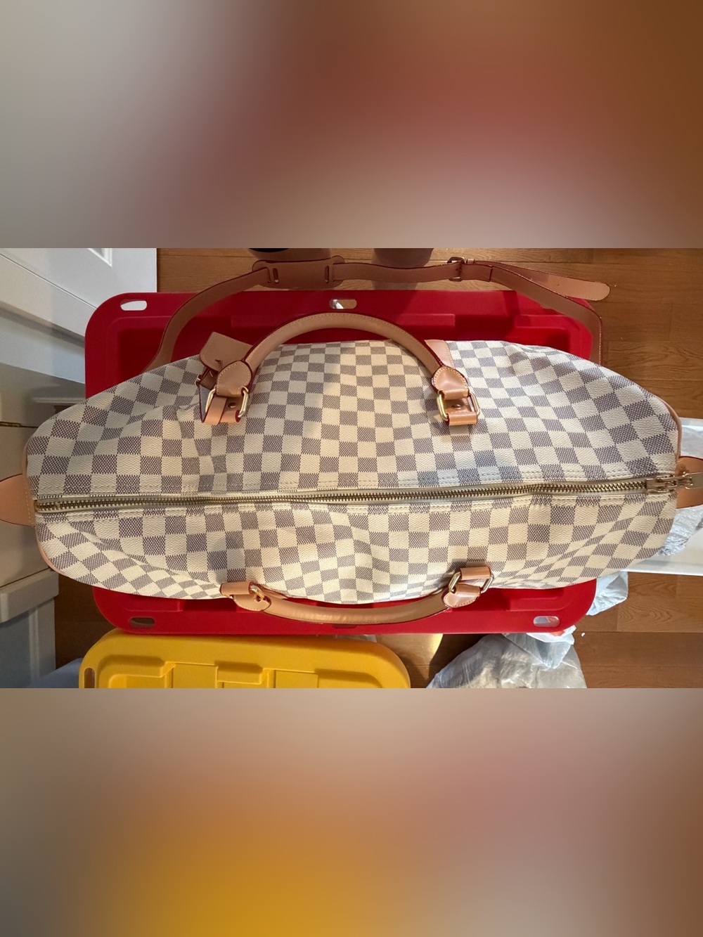 Anniston (or Anistyn) brand Check Duffel Bag in cream & gray, like new - Picture 5 of 9